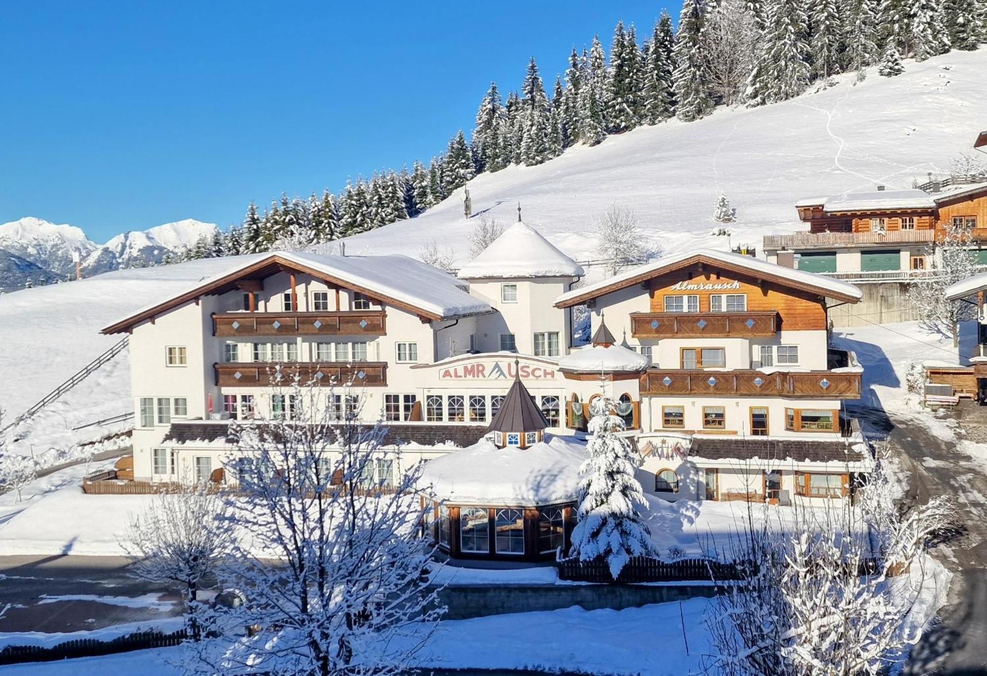 Berghotel Almrausch Berwang Exterior foto